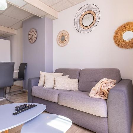 Le Republique-Gare-Centre Ville Bourgoin-Jallieu Екстер'єр фото