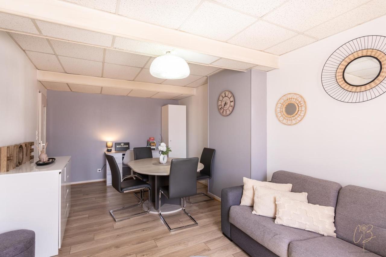Le Republique-Gare-Centre Ville Bourgoin-Jallieu Екстер'єр фото
